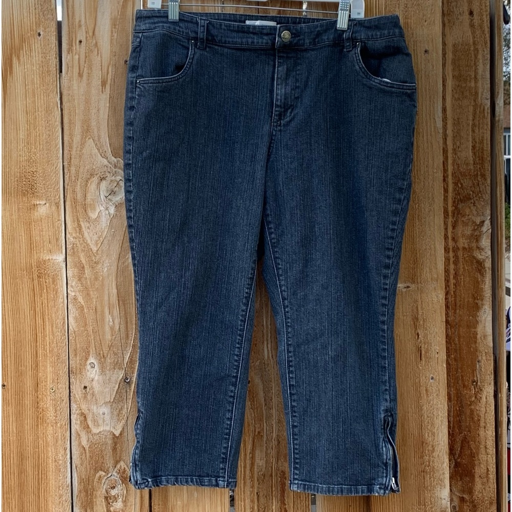 CJ Banks Capri Jeans